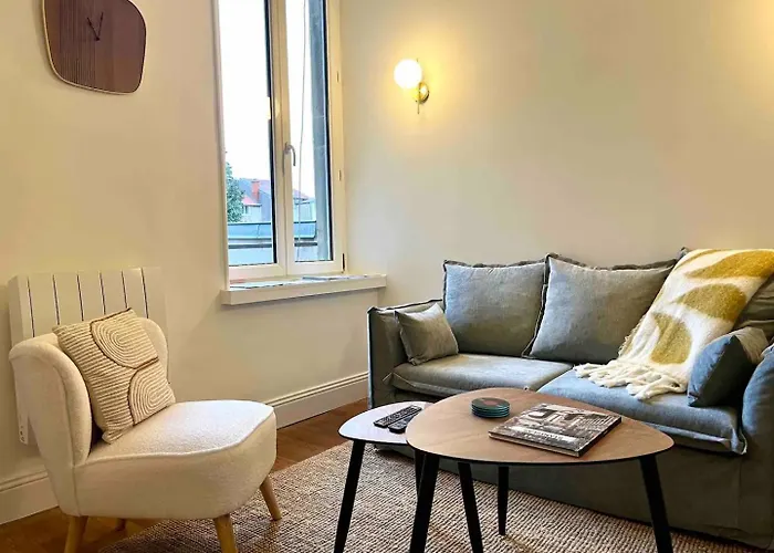 Appartement Atelier Thermal, 2 Chambres, Lits Queen Size, Calme, By Tidhome *