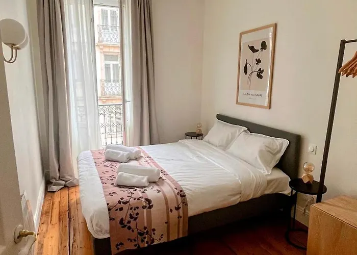 公寓 Atelier Thermal, 2 Chambres, Lits Queen Size, Calme, By Tidhome 南锡